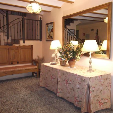 Apartamentos Clavería Biniés Habitación foto