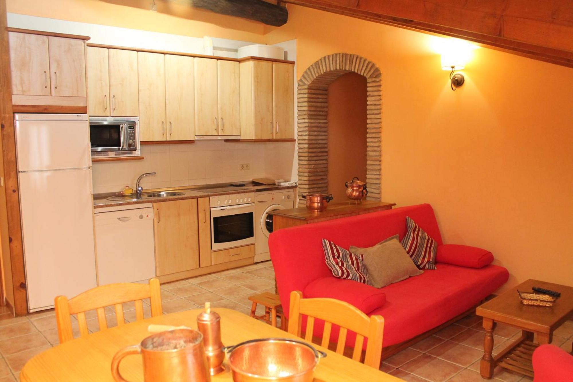 Apartamentos Clavería Biniés Exterior foto