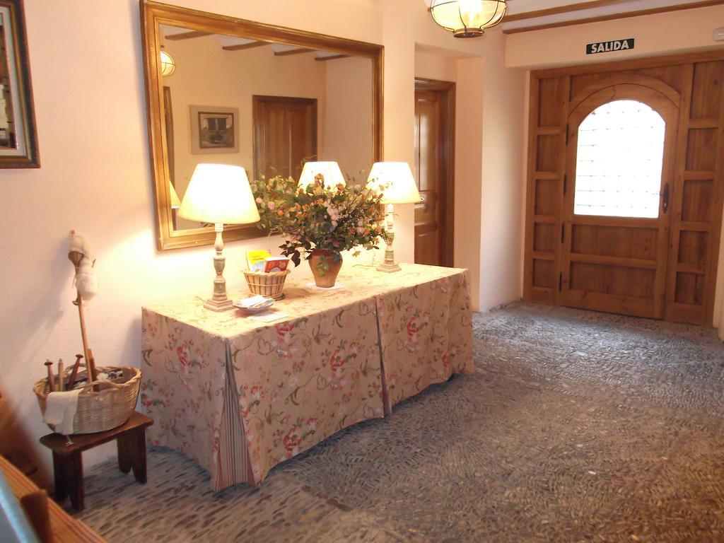 Apartamentos Clavería Biniés Habitación foto