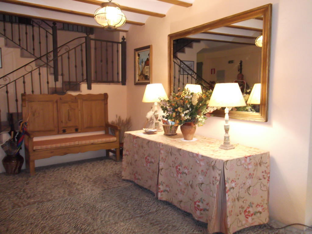 Apartamentos Clavería Biniés Habitación foto